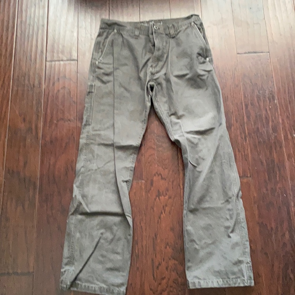 Men’s gray Eddie Bauer 100% cotton pants